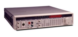 SRS DS360 L&aring;gdistorsions Funktionsgenerator - Instrumentcenter