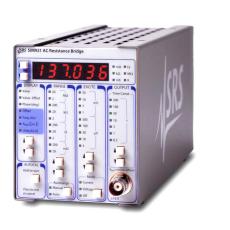 SRS SIM921 AC-resistansbrygga - Instrumentcenter