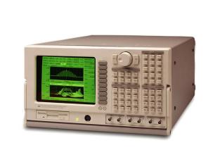 SRS SR780 Dynamisk signalanalysator - Instrumentcenter
