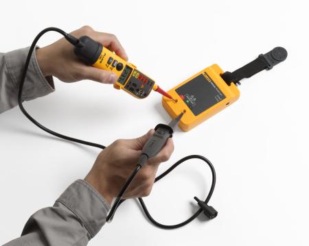 Bild 2, Fluke PRV240 Provenhet - Spänningskälla - för personlig mätsäkerhet! - Instrumentcenter