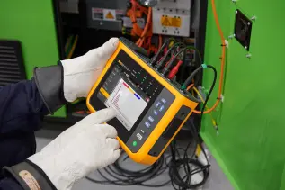 Fluke 1777 Elkvalitetsanalysator klass A utan prober - Instrumentcenter
